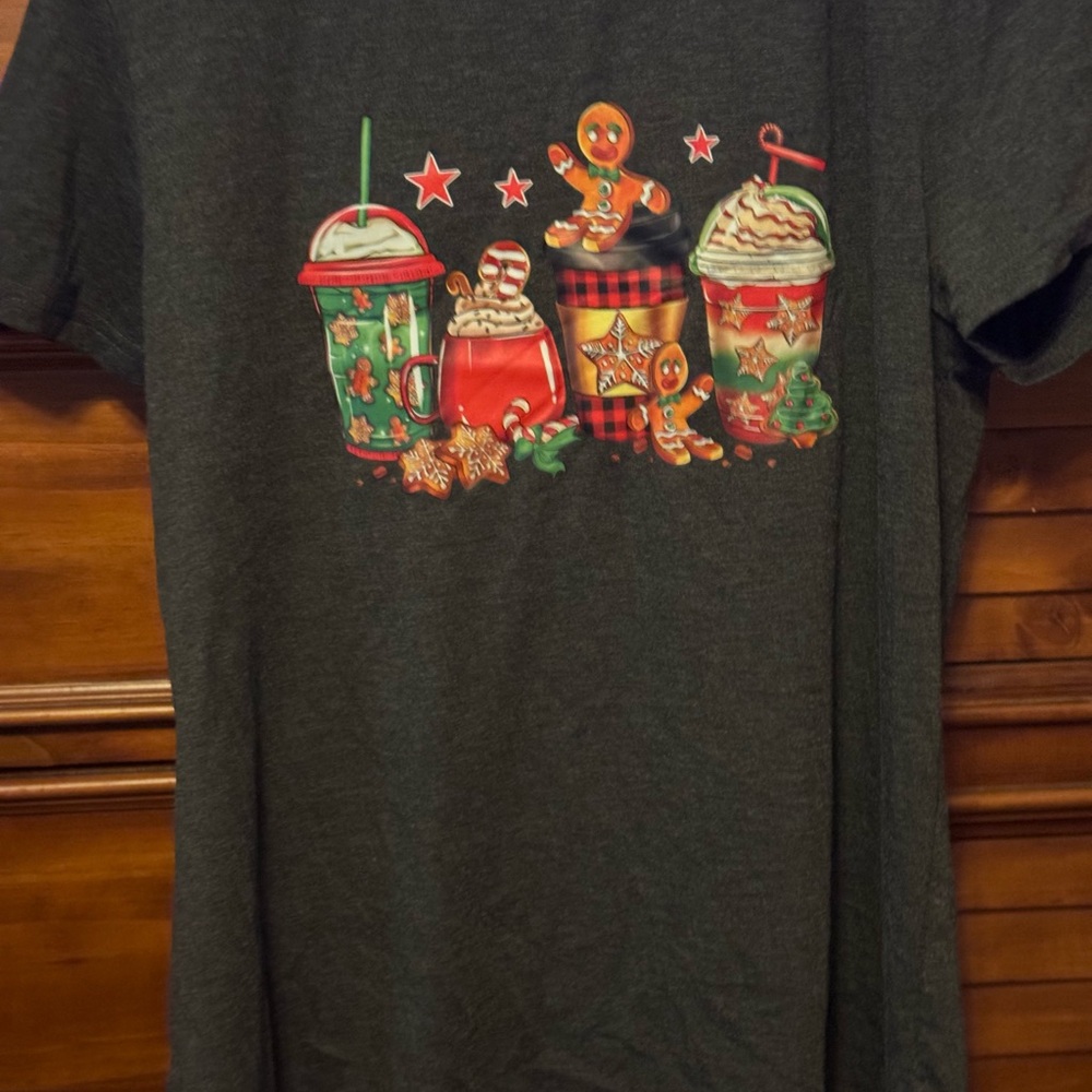 Amazon Women's Short Sleeve Tee - Gray with Christmas Festive Print